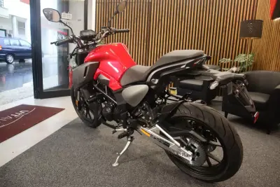 2026 - 3550 EUR, 1 km - AUTO.MOTO.pt - 1km - foto 2 de 12