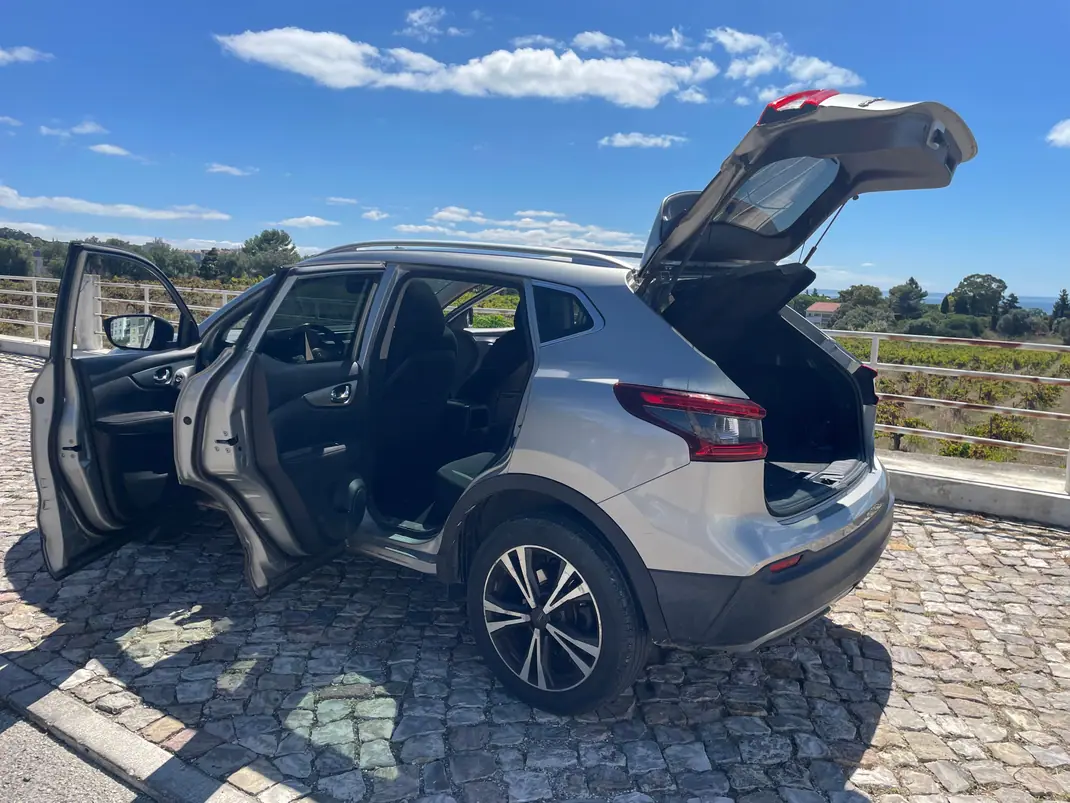 Nissan Qashqai 2017 - 13500 EUR, 155000 km - 155000km - foto 9 de 12