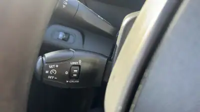 Peugeot Partner 1.6 BluHdi Pro 2019 - 12490 EUR, 144000 km - AUTO.MOTO.pt - 144000km - foto 11 de 19