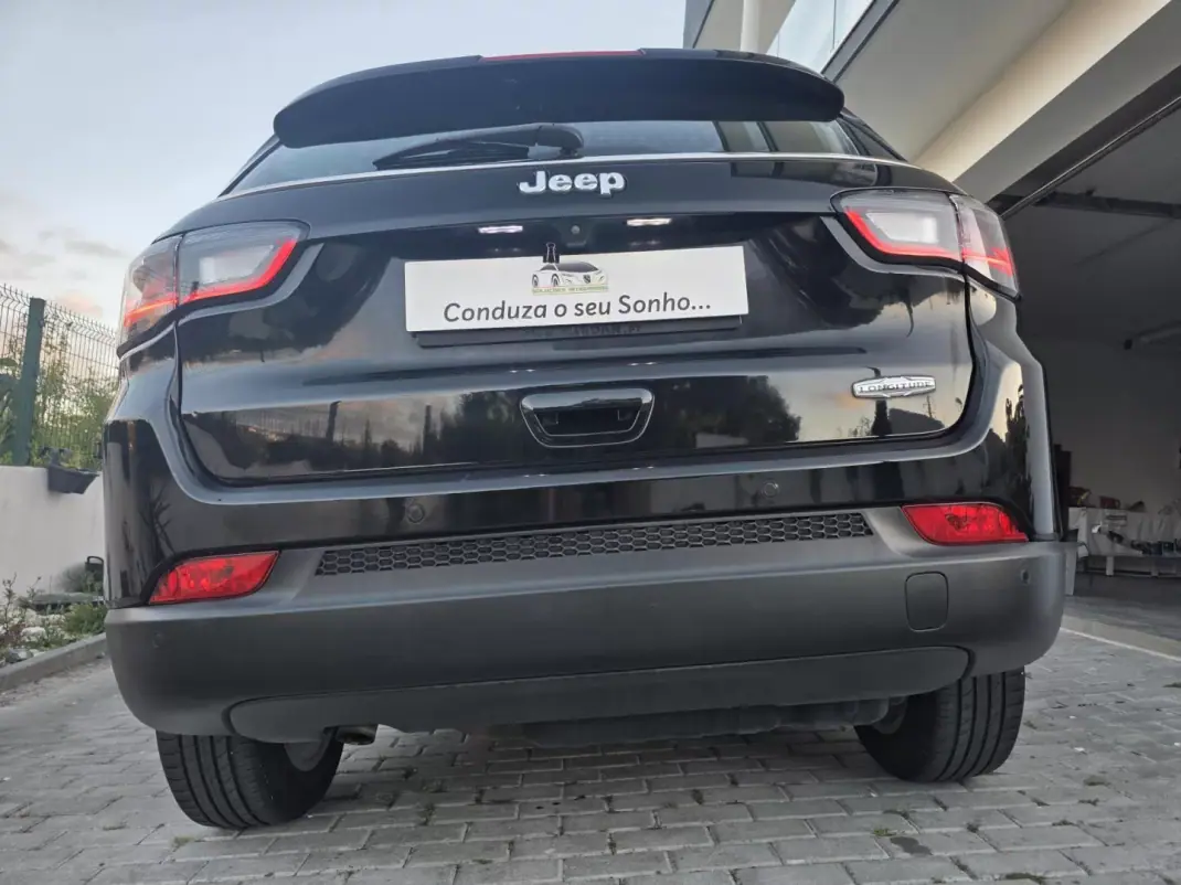 Jeep Compass 2021 - 20900 EUR, 142000 km - AUTO.MOTO.pt - 142000km - foto 14 de 65
