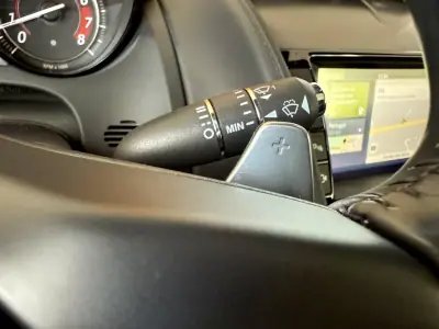 Jaguar F-Type 2018 - 46000 EUR, 64300 km - AUTO.MOTO.pt - 64300km - foto 107 de 135