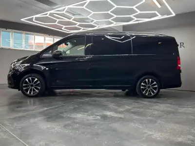 Mercedes-Benz Vito Tourer 2023 - 51900 EUR, 70000 km - 70000km - foto 3 de 13
