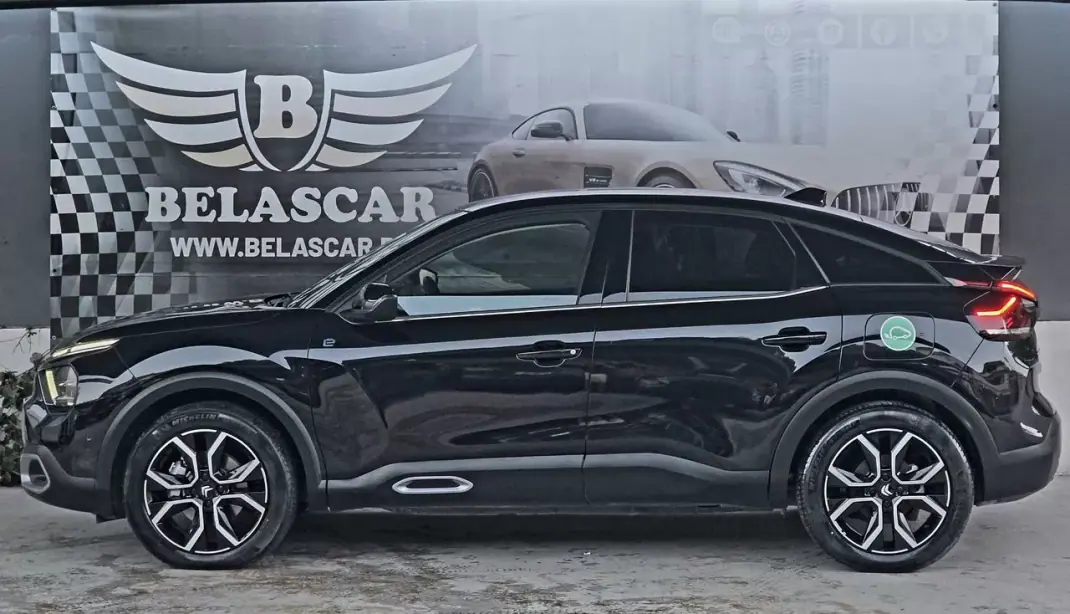 Citroën e-C4 2025 - 24990 EUR, 9485 km - 9485km - foto 3 de 13