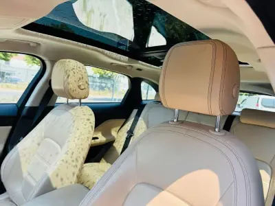 Jaguar F-Pace 2017 - 24999 EUR, 78000 km - AUTO.MOTO.pt - 78000km - foto 8 de 32