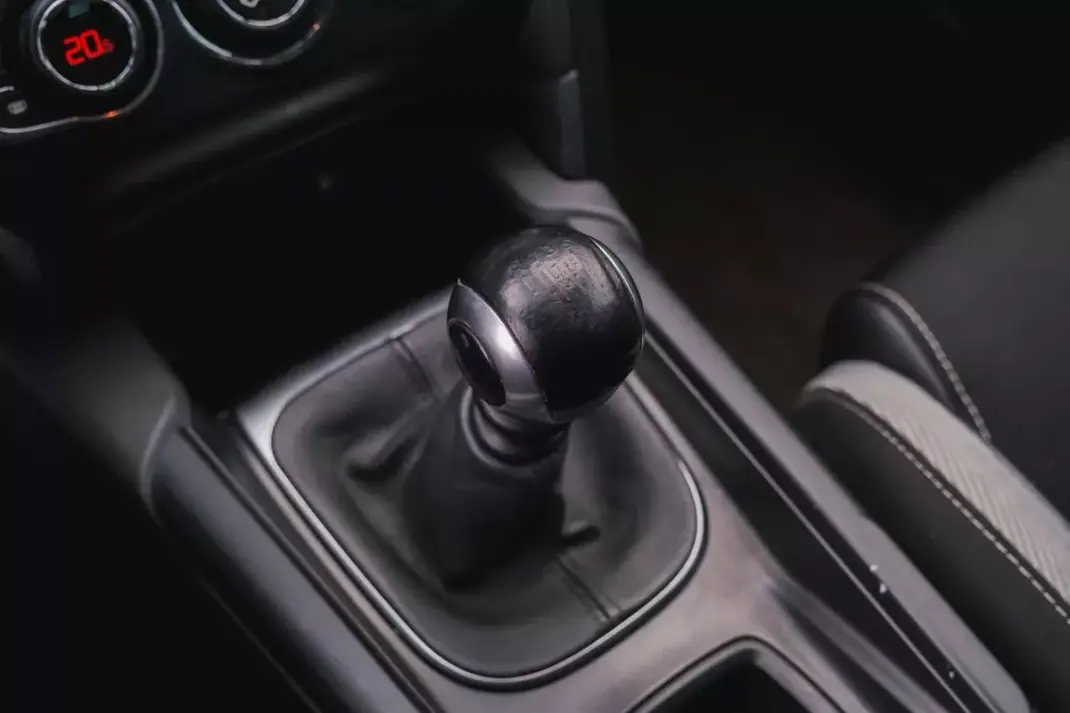 Citroën DS4 2012 - 8900 EUR, 204700 km - AUTO.MOTO.pt - 204700km - foto 17 de 23