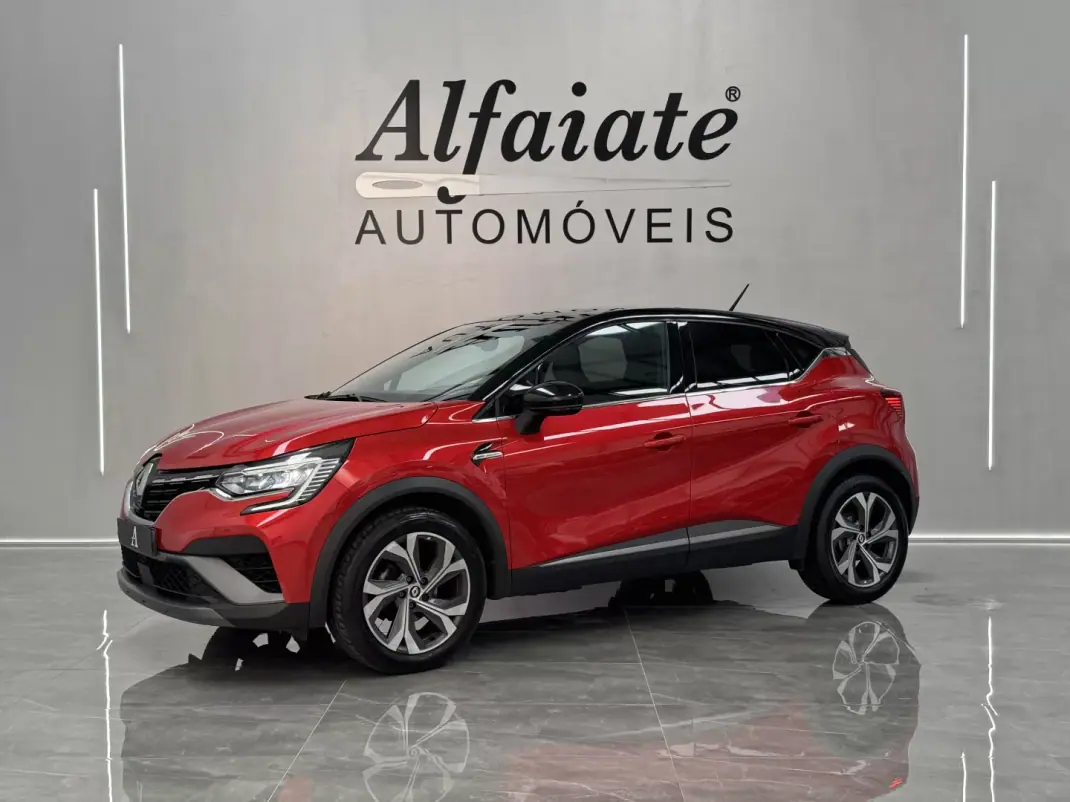 Renault Captur 2022 - 18990 EUR, 66900 km - 66900km - foto 1 de 32