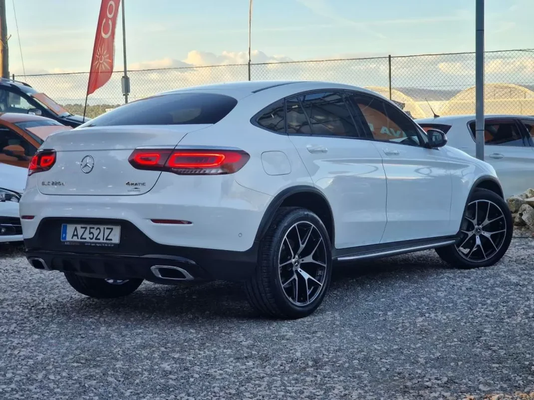 Mercedes-Benz GLC 220 2019 - 48500 EUR, 120000 km - AUTO.MOTO.pt - 120000km - foto 6 de 28