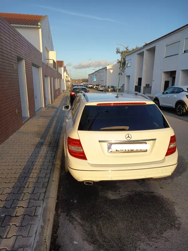 Mercedes-Benz C 220 2012 — foto 2 de 8