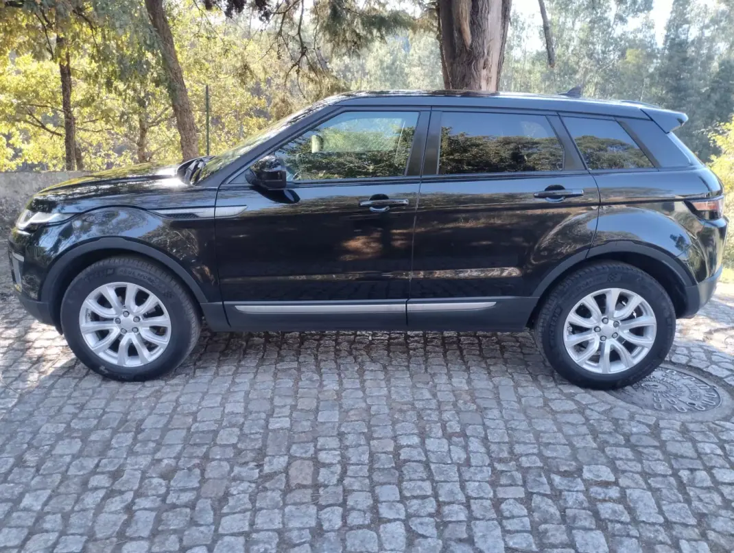 Land Rover Range Rover Evoque 2017 - 19500 EUR, 180000 km - 180000km - foto 4 de 30