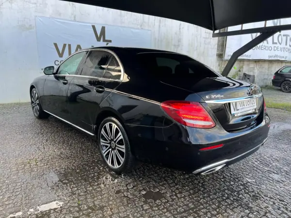 Mercedes-Benz E 350 2017 - 26500 EUR, 158720 km - AUTO.MOTO.pt - 158720km - foto 5 de 5
