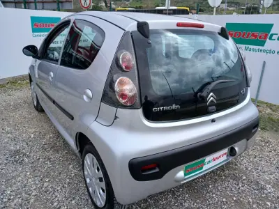 Citroën C1 2013 - 5650 EUR, 177053 km - AUTO.MOTO.pt - 177053km - foto 11 de 24