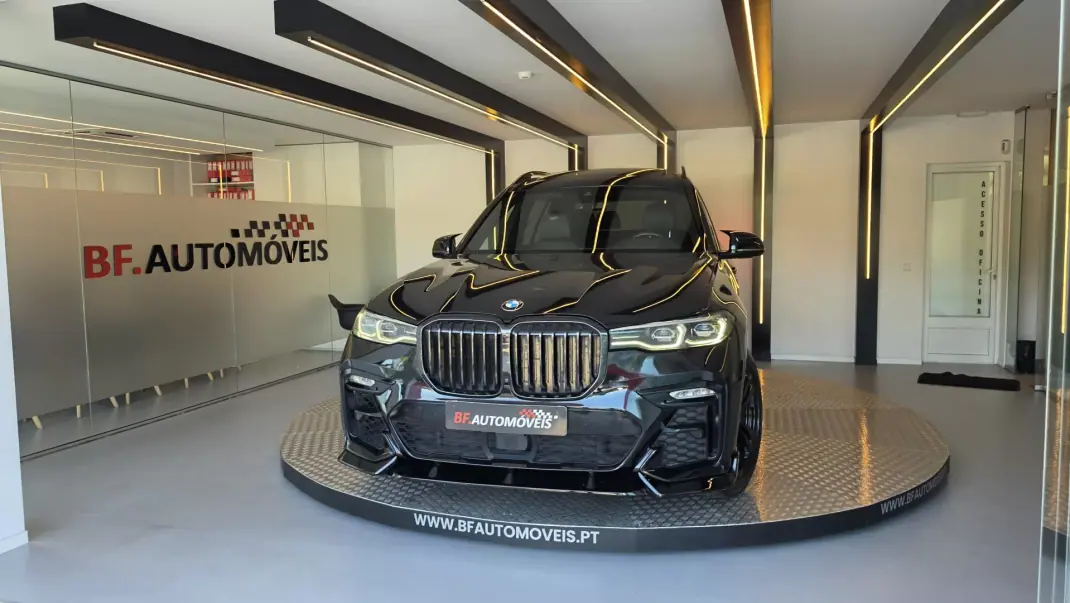 BMW X7 2022 - 65900 EUR, 194444 km - AUTO.MOTO.pt - 194444km - foto 12 de 72
