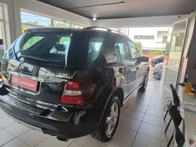 Mercedes-Benz ML 320 2006 - 17990 EUR, 269000 km - AUTO.MOTO.pt - 269000km - foto 10 de 32