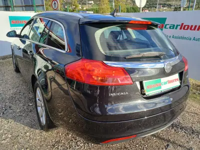 Opel Insignia Sports Tourer 2011 - 7150 EUR, 176528 km - AUTO.MOTO.pt - 176528km - foto 13 de 29