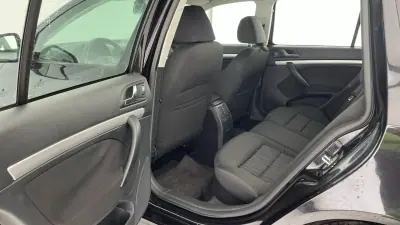 Skoda Octavia Break 2010 - 7500 EUR, 139227 km - AUTO.MOTO.pt - 139227km - foto 13 de 24