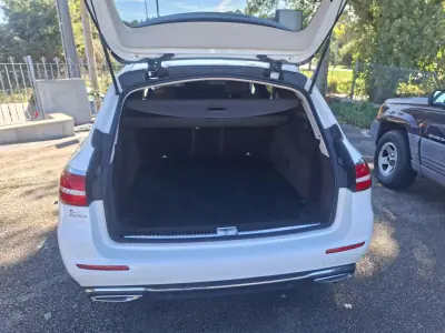 Mercedes-Benz E 300 2018 — foto 3 de 23