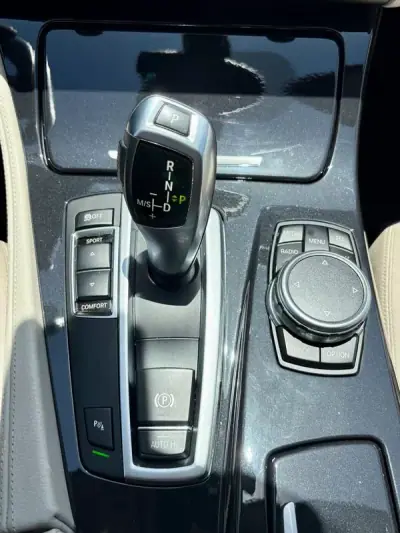 BMW 520 2015 - 21900 EUR, 56196 km - AUTO.MOTO.pt - 56196km - foto 14 de 24