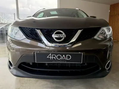 Nissan Qashqai 2015 - 14500 EUR, 171000 km - AUTO.MOTO.pt - 171000km - foto 6 de 86