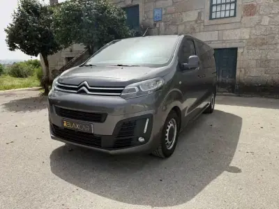 Citroën Spacetourer 2018 - 20999 EUR, 173000 km - AUTO.MOTO.pt - 173000km - foto 13 de 21
