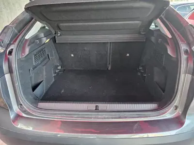 Citroën C4 2021 - 13499 EUR, 133000 km - AUTO.MOTO.pt - 133000km - foto 12 de 17