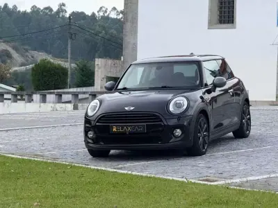 MINI Cooper 2017 - 14999 EUR, 131500 km - AUTO.MOTO.pt - 131500km - foto 21 de 30