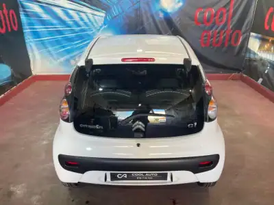 Citroën C1 2014 - 6750 EUR, 105000 km - AUTO.MOTO.pt - 105000km - foto 14 de 32