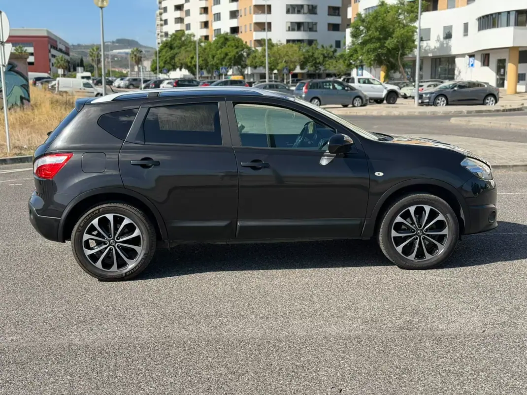 Nissan Qashqai 2011 - 10750 EUR, 149845 km - 149845km - foto 4 de 44