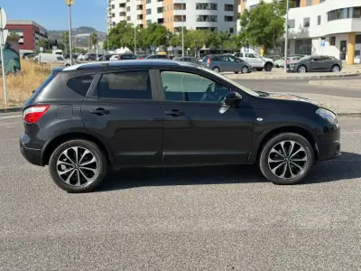 Nissan Qashqai 2011 - 10750 EUR, 149845 km - 149845km - foto 4 de 44