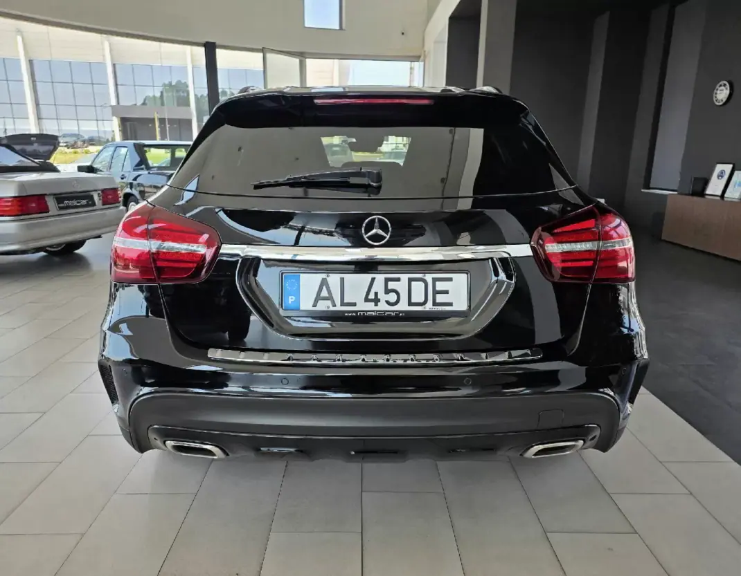 Mercedes-Benz GLA 200 2017 - 20990 EUR, 188564 km - 188564km - foto 23 de 24