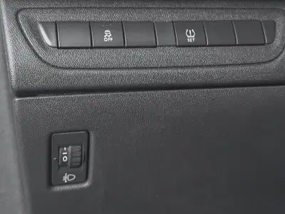 Peugeot 206 1.4 HDI KIT XS 2015 - 7450 EUR, 164000 km - AUTO.MOTO.pt - 164000km - foto 17 de 29