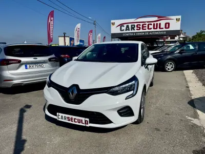 Renault Clio 2021 - 14500 EUR, 109414 km - AUTO.MOTO.pt - 109414km - foto 1 de 26