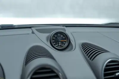 Porsche 718 Cayman 2021 - 134950 EUR, 23000 km - AUTO.MOTO.pt - 23000km - foto 32 de 41