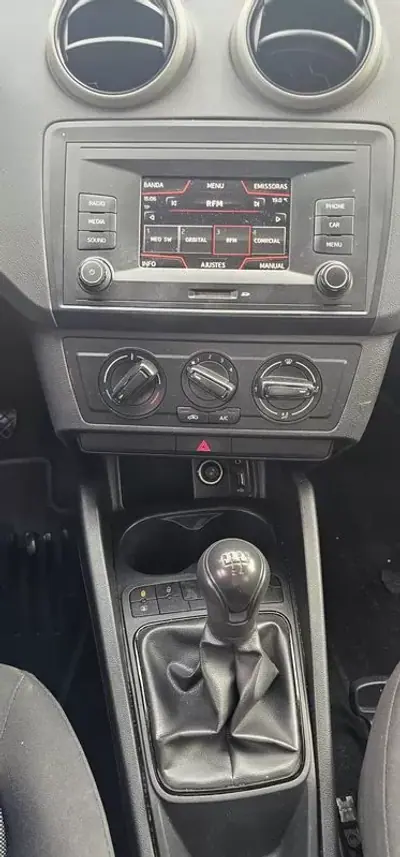 SEAT Ibiza 2017 - 8990 EUR, 199890 km - AUTO.MOTO.pt - 199890km - foto 7 de 18