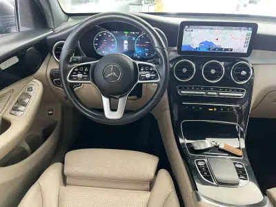 Mercedes-Benz GLC 300 2021 - 45600 EUR, 123198 km - AUTO.MOTO.pt - 123198km - foto 9 de 24