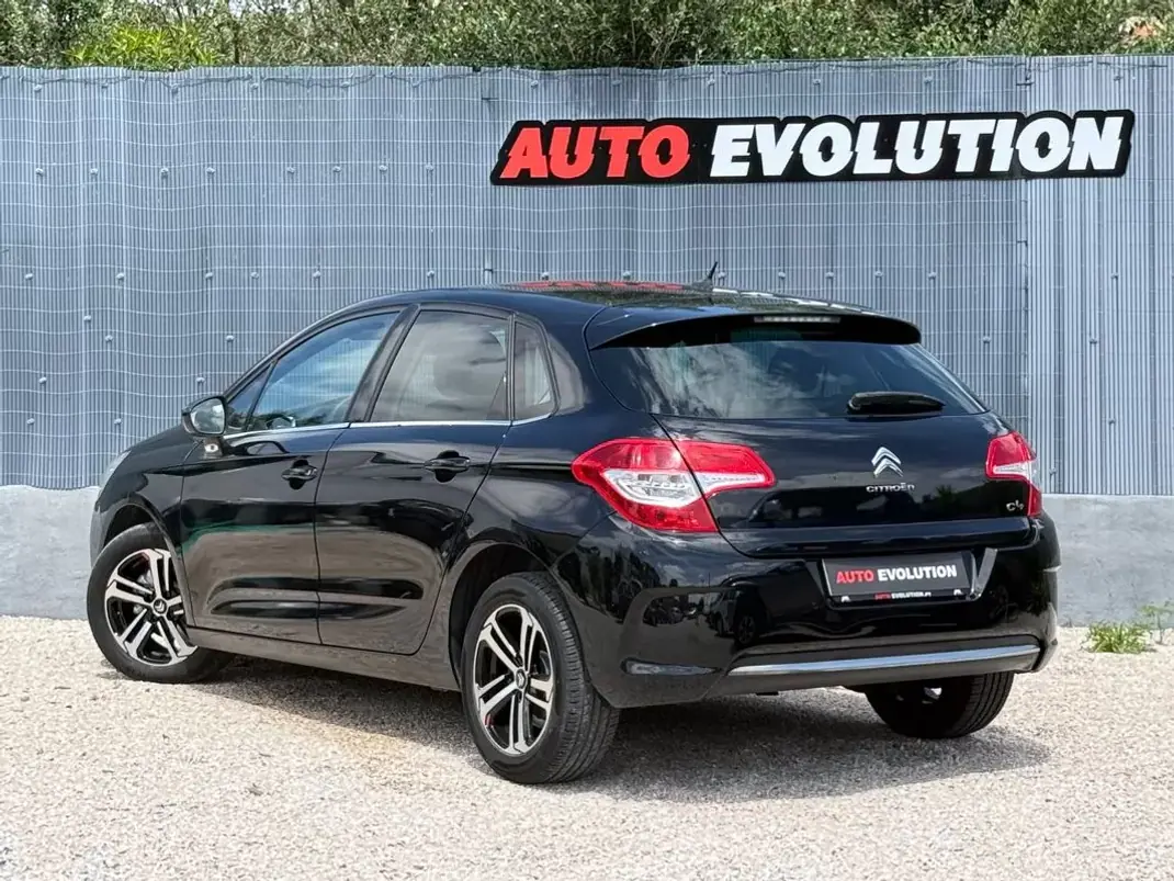 Citroën C4 2011 - 8750 EUR, 165000 km - AUTO.MOTO.pt - 165000km - foto 3 de 14