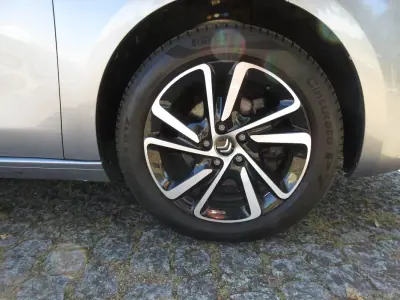 Citroën C4 Picasso 2017 - 13990 EUR, 169000 km - AUTO.MOTO.pt - 169000km - foto 15 de 45