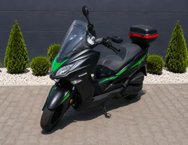 Kawasaki 2019 - 3490 EUR, 3698 km - AUTO.MOTO.pt - 3698km - foto 12 de 17