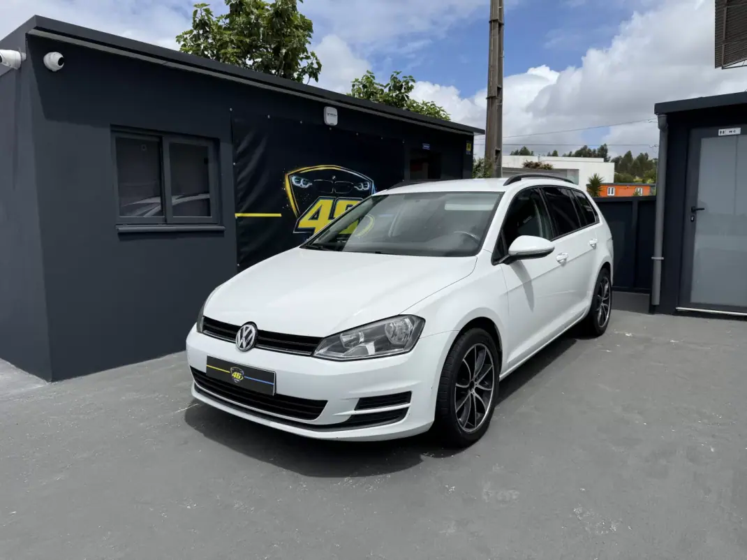 Volkswagen Golf 2015 - 8990 EUR, 290000 km - AUTO.MOTO.pt - 290000km - foto 1 de 17