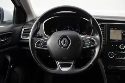Renault Mégane Sport Tourer 2019 - 10780 EUR, 224000 km - AUTO.MOTO.pt - 224000km - foto 16 de 41