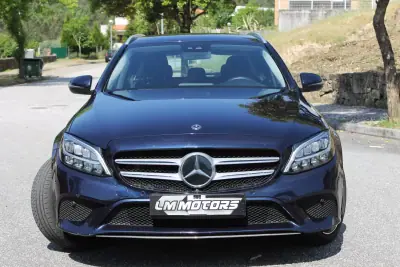 Mercedes-Benz C 300 2020 - 28990 EUR, 128000 km - AUTO.MOTO.pt - 128000km - foto 3 de 36