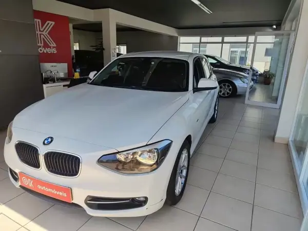 BMW 116 2013 - 10750 EUR, 215400 km - AUTO.MOTO.pt - 215400km - foto 5 de 34