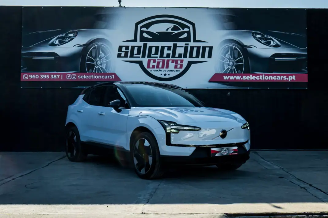 Volvo EX 30 2024 - 31900 EUR, 28000 km - AUTO.MOTO.pt - 28000km - foto 1 de 26