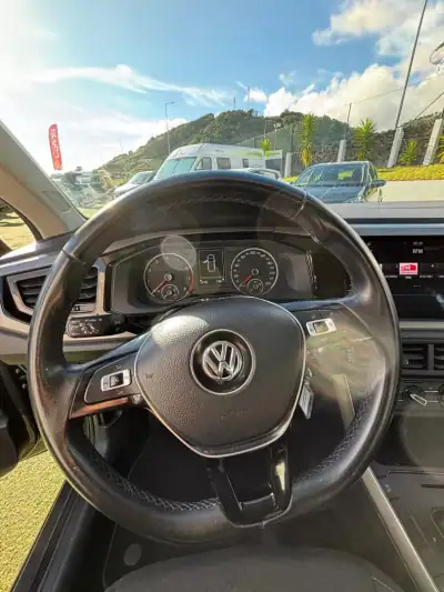 Volkswagen Polo 2018 - 17990 EUR, 58112 km - AUTO.MOTO.pt - 58112km - foto 11 de 13