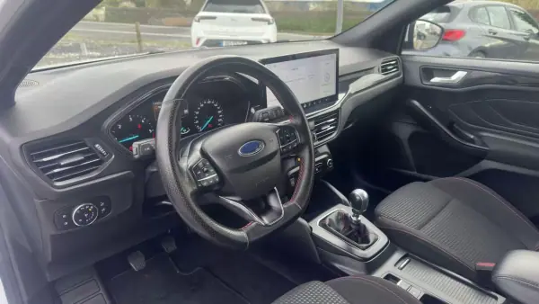 Ford Focus SW 2023 - 19490 EUR, 114000 km - AUTO.MOTO.pt - 114000km - foto 21 de 22