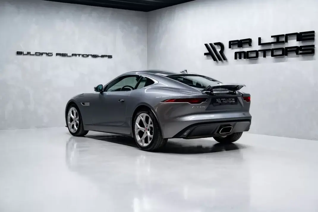 Jaguar F-Type 2020 - 54950 EUR, 52000 km - AUTO.MOTO.pt - 52000km - foto 7 de 41