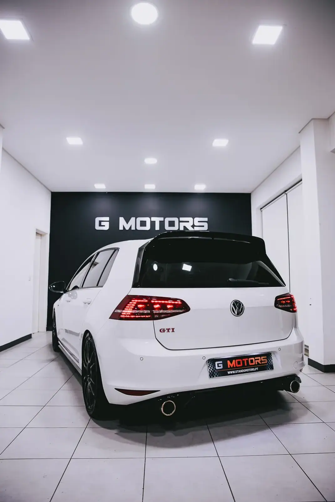 Volkswagen Golf 2016 - 29900 EUR, 137000 km - AUTO.MOTO.pt - 137000km - foto 6 de 19