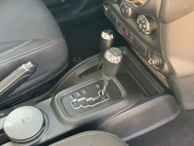 Jeep Wrangler Unlimited 2019 - 48500 EUR, 89000 km - AUTO.MOTO.pt - 89000km - foto 10 de 10