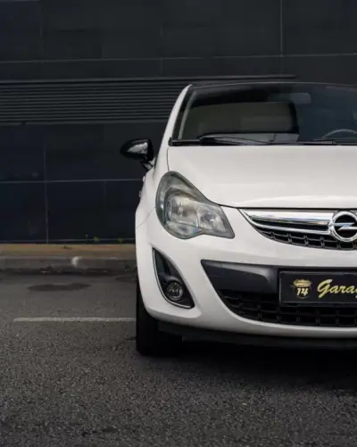 Opel Corsa 2014 - 8990 EUR, 139000 km - AUTO.MOTO.pt - 139000km - foto 35 de 44