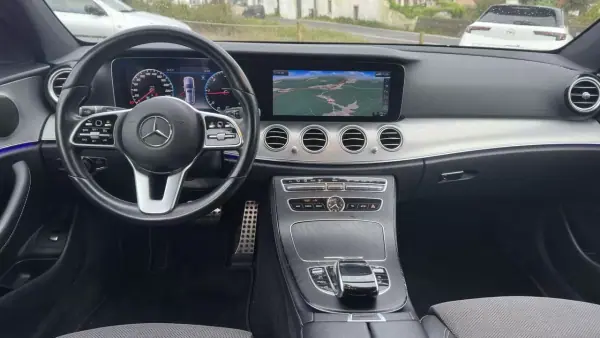 Mercedes-Benz E 220 2020 - 27900 EUR, 197000 km - AUTO.MOTO.pt - 197000km - foto 6 de 22