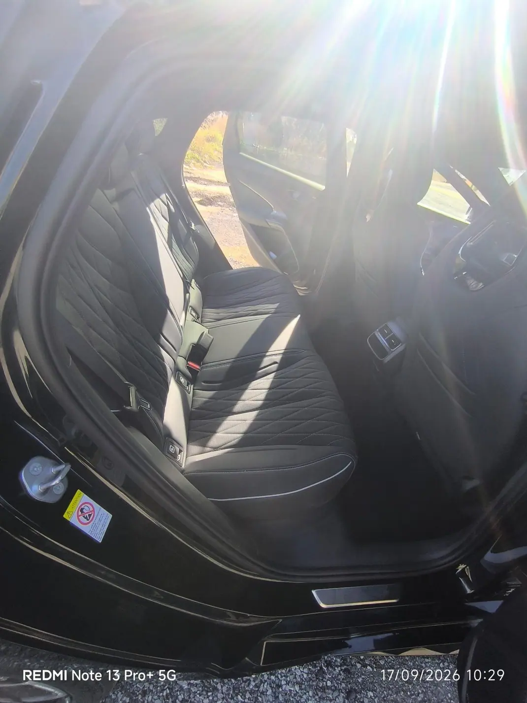 BYD Seal 2025 - 42650 EUR, 3751 km - 3751km - foto 9 de 14